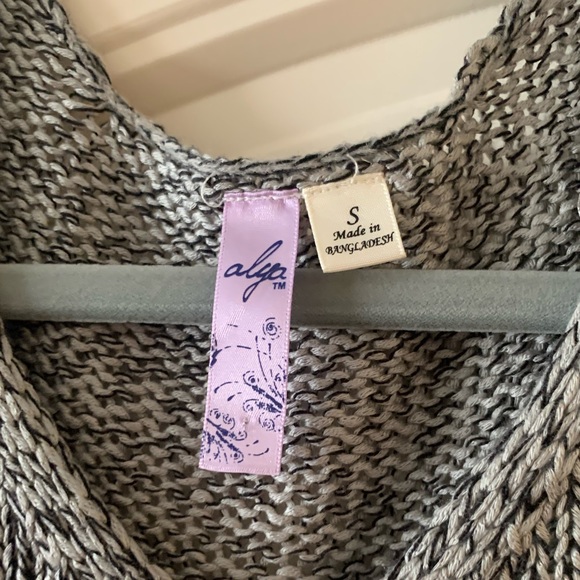 Striped Sweater with Slits on Side - Picture 3 of 3